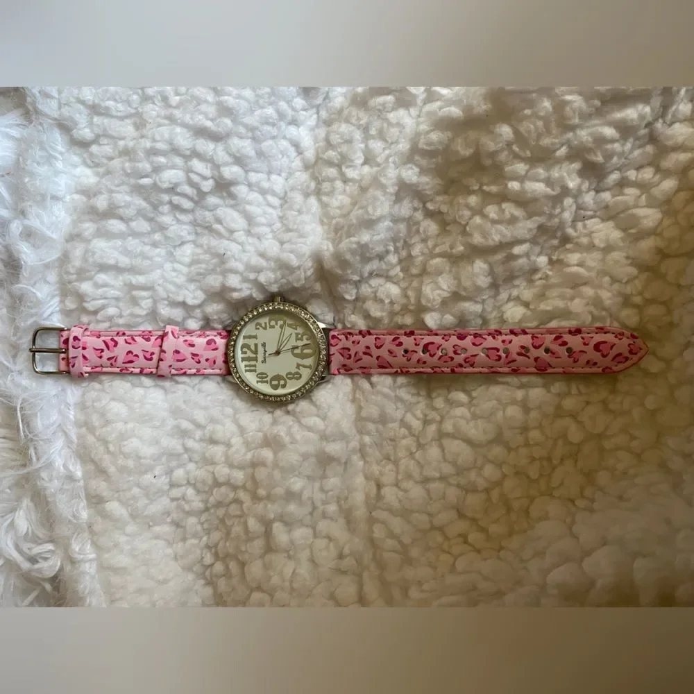 *NWOT* Betseyville Betsy Johnson Pink Heart Leopard Watch